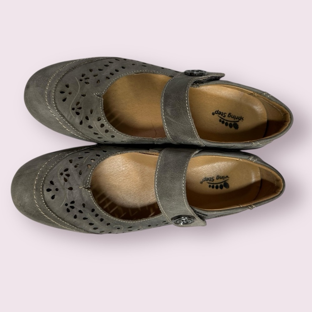 Spring Step, Mary Jane, Size 8.5 - Picture 6 of 9